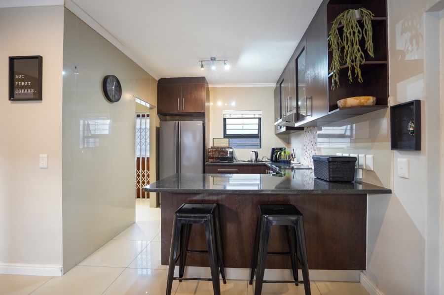 3 Bedroom Property for Sale in Parklands North Western Cape